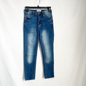 Forever 21 High Waist Skinny Medium Wash Crop 25